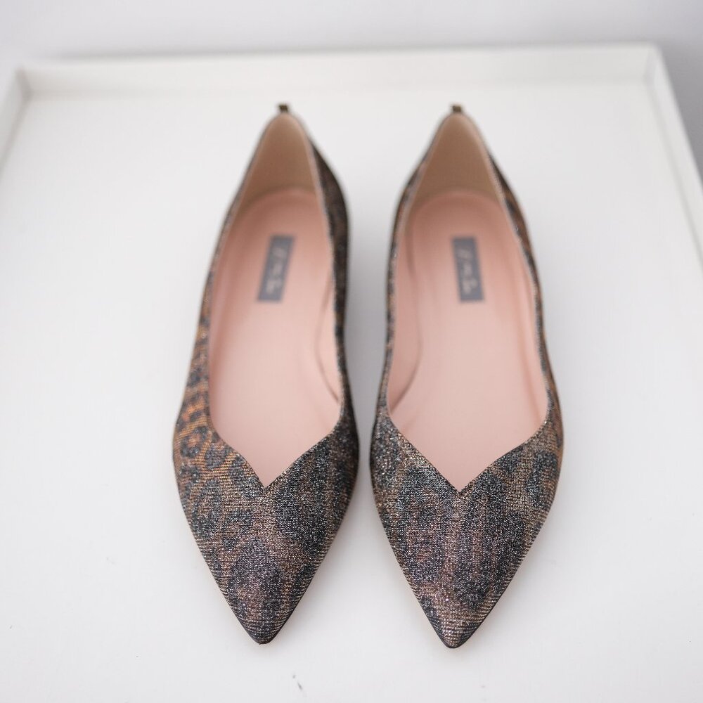 SJP BY SARAH JESSICA PARKER KENSINGTON SAMPLE SIZE 37
